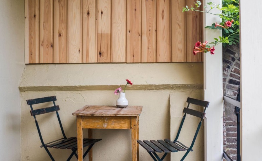 ¿Cómo decorar un balcón pequeño y aprovecharlo al máximo?